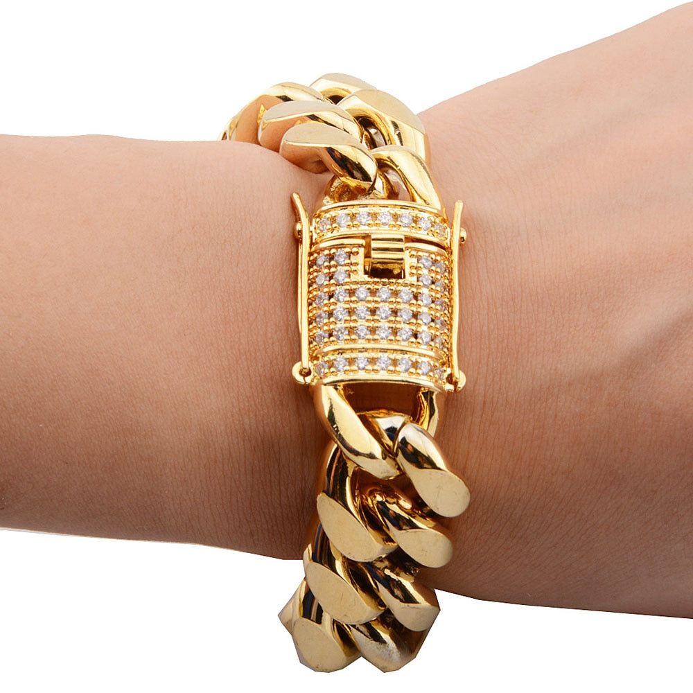Cuban Link With Iced Out Clasp Liv'n Legacy 