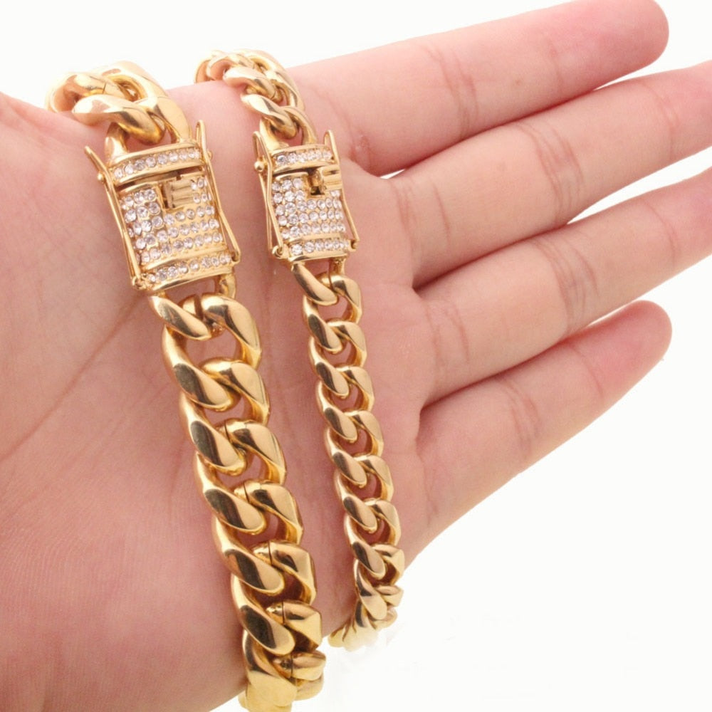 Cuban Link With Iced Out Clasp Liv'n Legacy 