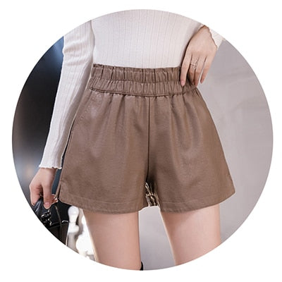Wide Leg Biker Shorts